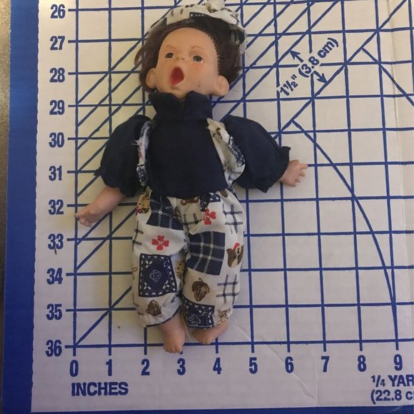 Vintage Gi-GO Bean Bag Kids Expression Face Boy 8" Baby Doll Palm Pal - Picture 1 of 1
